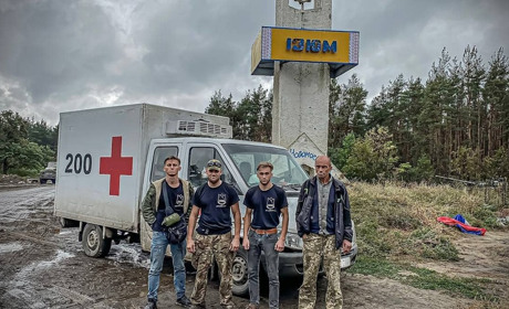 Мертві мають право на захист. Історія волонтера, який називає себе «збирачем душ»