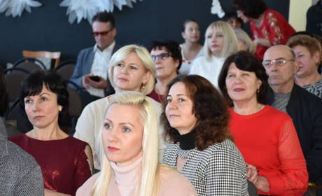 Працівники культури та майстри народного мистецтва відзначають професійне свято. Фоторепортаж.