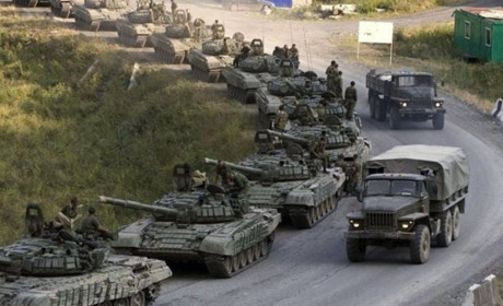 Росармія продовжує перекидати війська: рух техніки поруч з Мелітополем