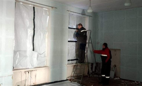 В Торецьку продовжують ремонтувати будівлі амбулаторій