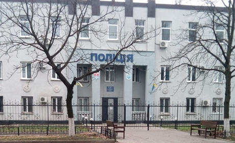 "Спали під крики закатованих"