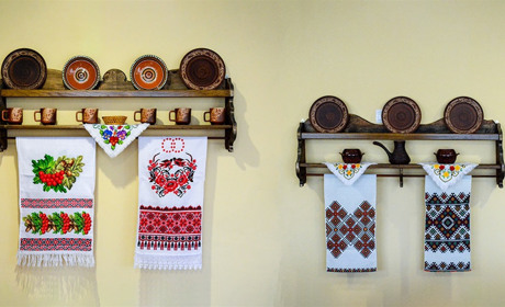 Тут навчають українських традицій та кухні: у Слободі, що на Кагарличчині, відкрили «Етнохату»