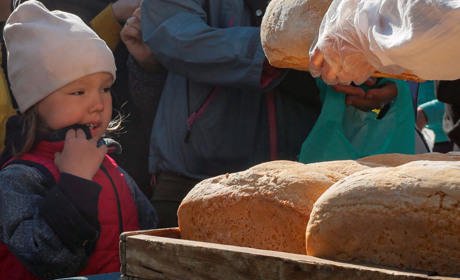 15 листопада у Нью-Йорку видаватимуть гуманітарку. Де можна отримати
