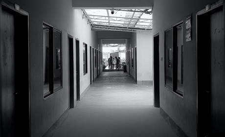 На Київщині заклади освіти знову працюватимуть дистанційно