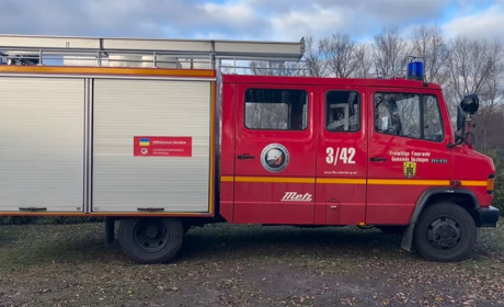 Менська громада отримала ще дві пожежні автівки від польських друзів