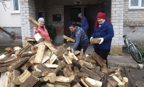 37 сімей з Гуляйполя уже отримали безкоштовні дрова