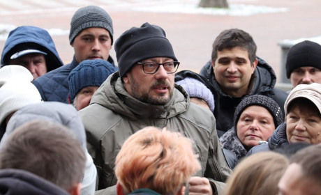 Під стінами ОВА чернігівці вимагали рівномірного обмеження споживання електроенергії для всіх