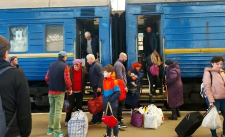 Херсонців закликали евакуюватися