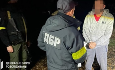 ДБР затримало зрадника, який дозволив 457 в'язням втекти з херсонського СІЗО