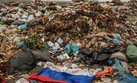 На сміттєзвалищі в Херсоні окупанти могли спалювати тіла загиблих побратимів - The Guardian