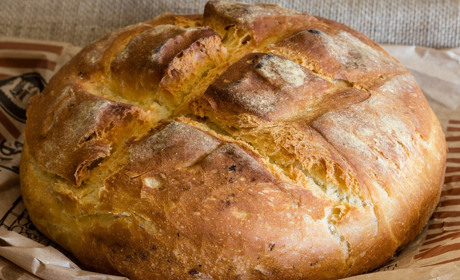 У Добропільській громаді видаватимуть хліб: де можна отримати