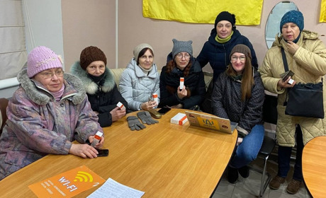 У Херсоні відкрили Гончаренко-центр: тут можна отримати ліки, продукти та зігрітися в негоду