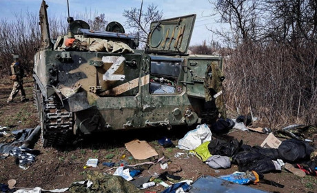 У Токмаку колона автівок привезла до лікарень вбитих і поранених окупантів