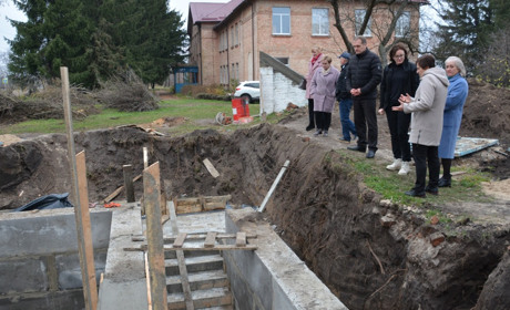 На Переяславщині для учнів Пристромської гімназії будують спеціальне укриття