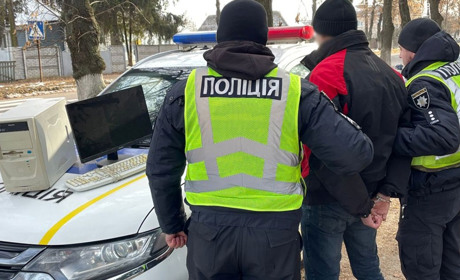 Ніжинець обікрав старостат