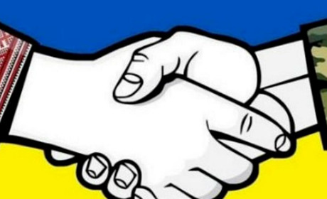 У Золотоноші віншували волонтерів, військових і посадовців