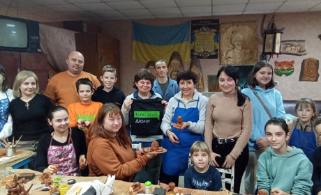 Допомога переселенцям, підтримка військових і розвиток туризму: чим живе Барська громада