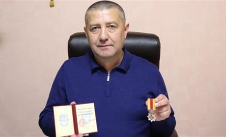 Директор ТОВ «Альфа-Газ» Віталій Скоп отримав медаль від Міністра оборони України