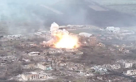 Росіяни зруйнували вщент селище на Луганщині. Замість населеного пункту - випалена земля