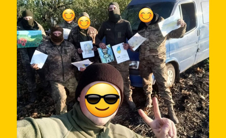 Автівка для воїнів, або Як жителі Первомайщини збирали гроші на бус та готували його для бійців