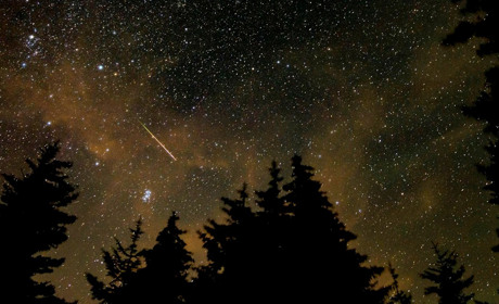 Наближається найпотужніший зорепад: коли і де його можна буде побачити