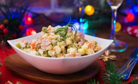 Сезон олів'є: оригінальні рецепти улюбленого салату