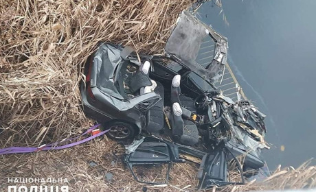 Поблизу Кінецьполю, що на Первомайщині, сталася трагічна аварія: загинула родина з п’яти людей