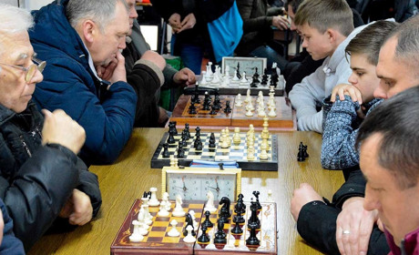 На турнір пам'яті Петра Коваля в Кагарлику зібралися 35 шахістів