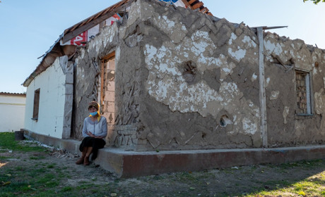 У селі Рудницькому на Київщині благодійники відновили 11 зруйнованих росіянами будинків