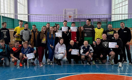 У Мені відбувся благодійний турнір з волейболу