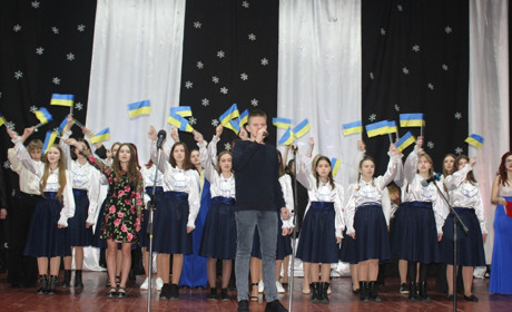 Новини воєнного часу. Старокостянтинівщина. Благодійна допомога, дитячий концерт, турнір пам'яті