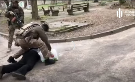 Отримали зброю з рук окупантів