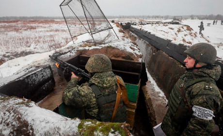 Росіяни укріплюють позиції по периметру Токмака та на півночі Криму