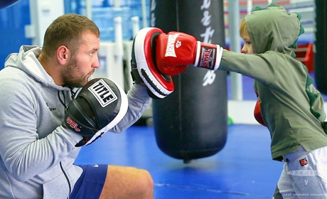 В Южному відбувся турнір з кікбоксингу