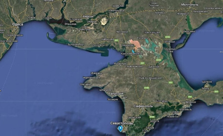 Потужні вибухи біля Севастополя