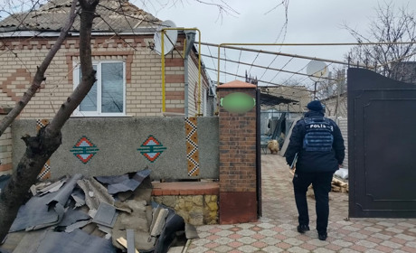 Росіяни вбили родину на Херсонщині – снаряд влучив у будинок. Загинули батьки та 12-річний син