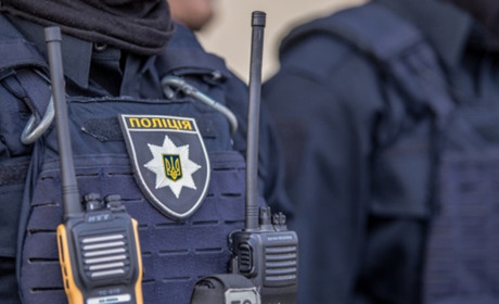Як повідомити про правопорушення, коли немає мобільного зв'язку: актуальні номери телефонів
