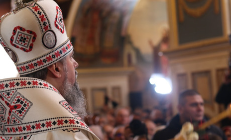 У Києво-Печерській лаврі відбулася історична Різдвяна Божественна літургія: фото події