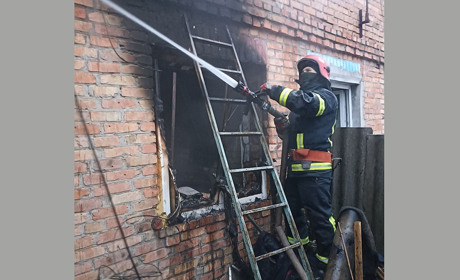 Пожежа в Кагарлику: загорівся житловий будинок