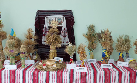 Старокостянтинівців запрошують на виставку "Солом'яний дідух"