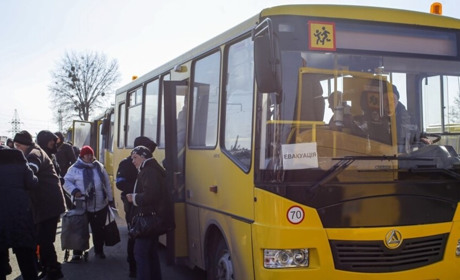 14 січня з Торецька вивозитимуть людей до Дніпра і Черкас. Як записатися на безкоштовну евакуацію