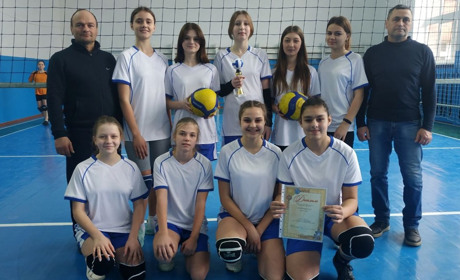 Різдвяні канікули -2023: у Гадячі відбулася спартакіада із волейболу