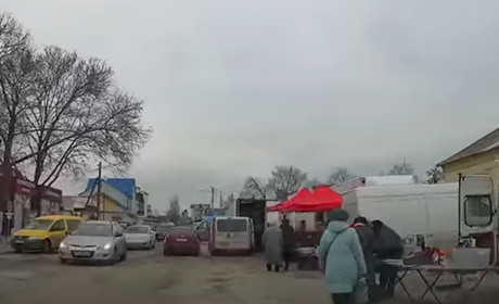 Ситуація в Новій Каховці: тільки на базарі є люди