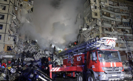 Російська армія скерувала ракету у багатоповерховий будинок у Дніпрі: наслідки з офіційних джерел