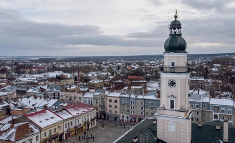 Книга про сіль зі Сходу чи фестиваль колядок: куди піти в Дрогобичі та Трускавці до кінця січня
