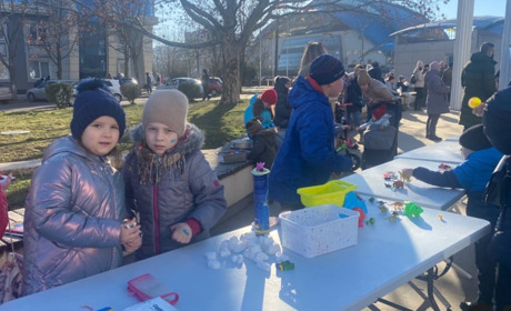 Зібрали понад 245 тисяч: в Южному відбувся ярмарок до дня Соборності України (ФОТО)