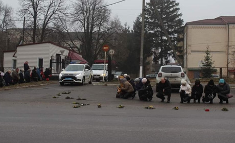 Навіки 37. У Гадячі попрощалися із Андрієм Луцаєм, який загинув на Доннеччині