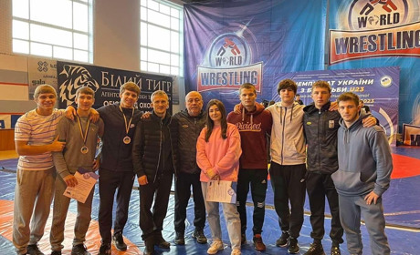 Спортсмени Южного стали призерами чемпіонату України з боротьби (ФОТО)