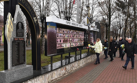 Новини воєнного часу. Старокостянтинівщина. День Соборності, шкільний автобус, ремонтні роботи