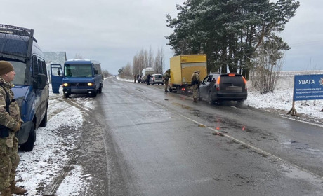 Додаткова перевірка: у Сарненському районі діє пересувний блокпост